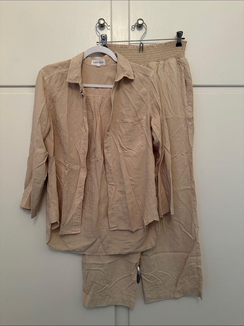 LIKE NEW Bella Dahl Beige Khaki Loose Pants (Part of Set)
